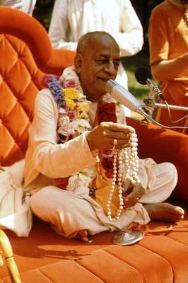 Srila Prabhupada with japa